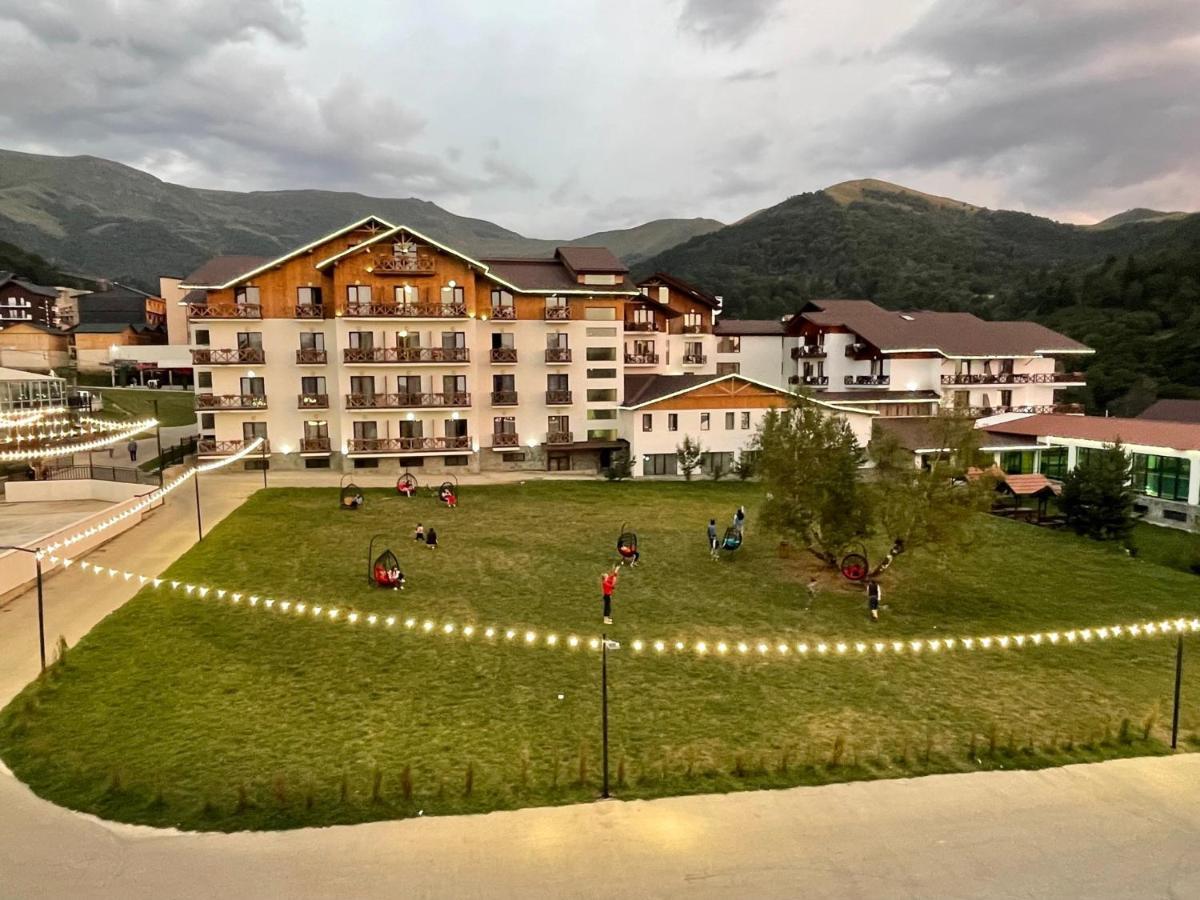 Snow Pine Suite - 4 Star Resort Bakuriani Ngoại thất bức ảnh
